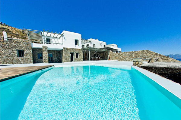 Villa | Mykonos, Greece | €895,000